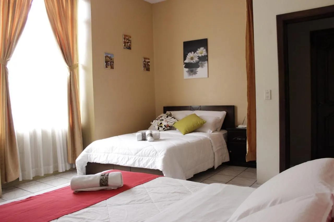 ***  Hotel 4 Mundos Куэнка Эквадор