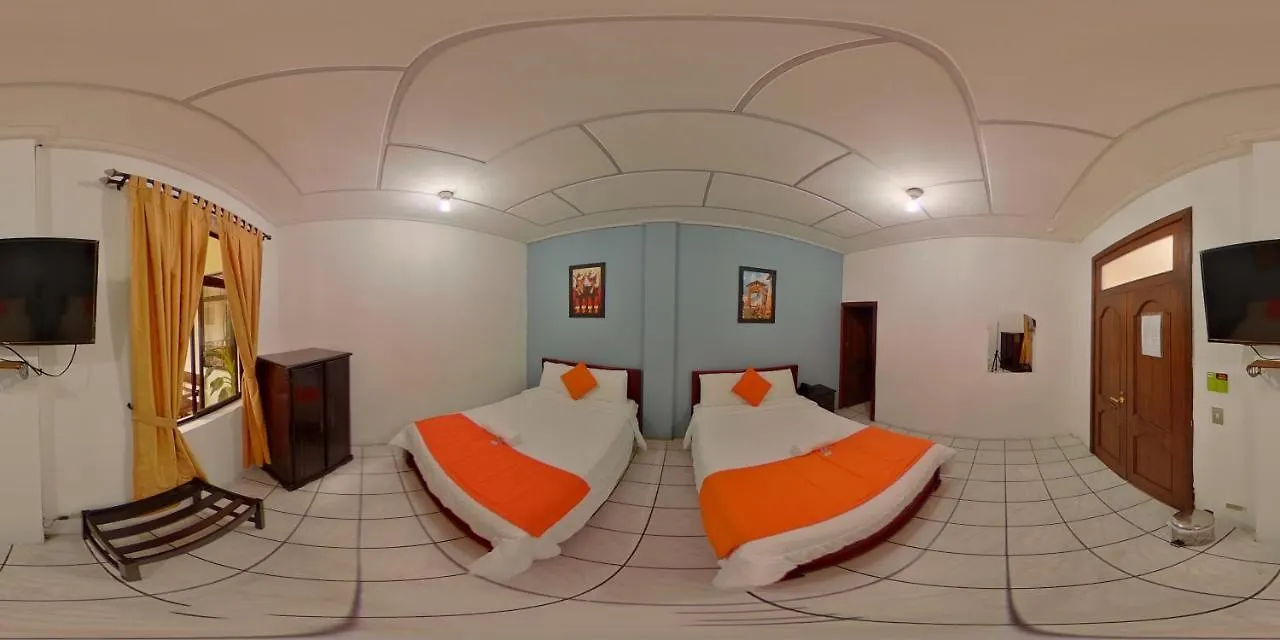 Hotel 4 Mundos Cuenca 3*,  Equador