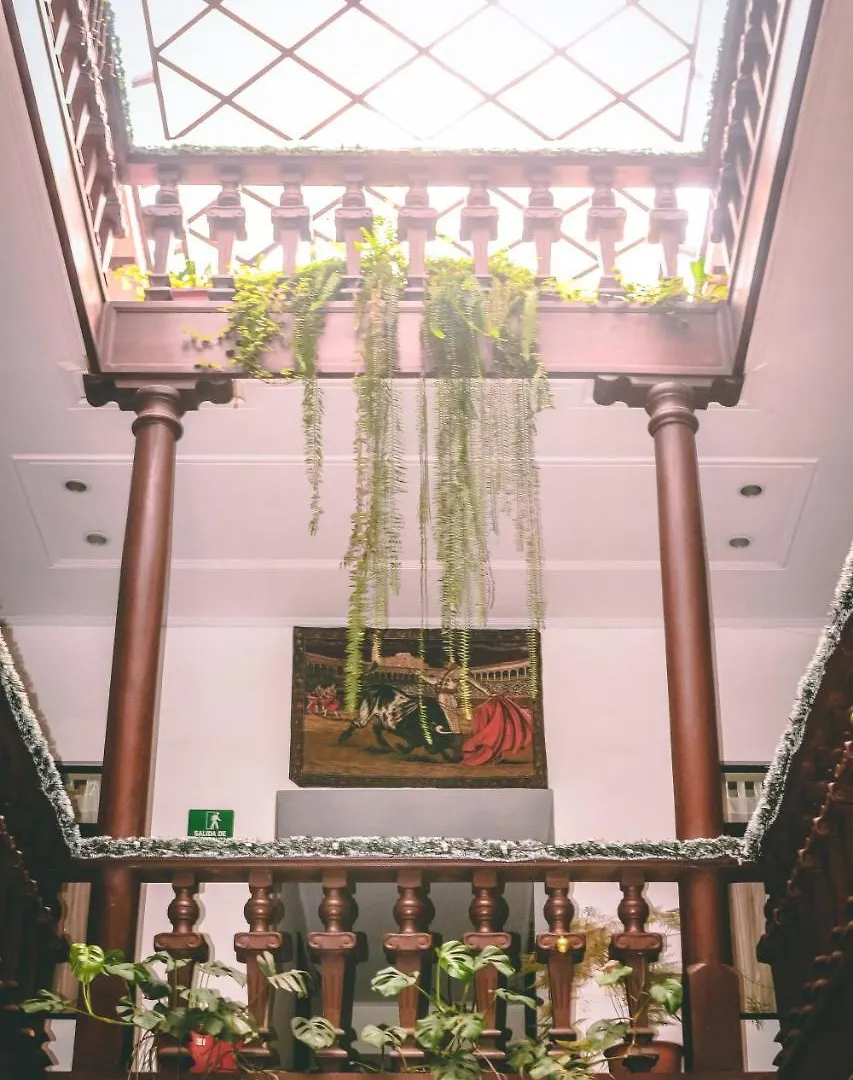 4莫多斯酒店 昆卡