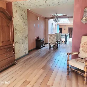 2* Pensión Ines Maria
