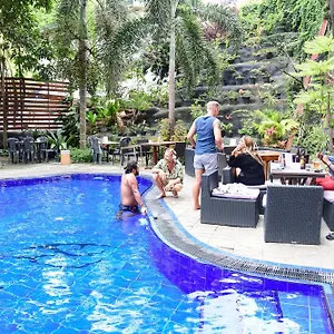 Sunray Hotel